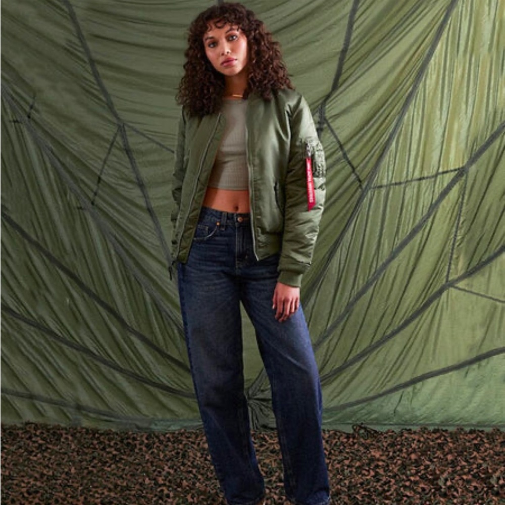 Alpha industries olive green bomber size small women's used